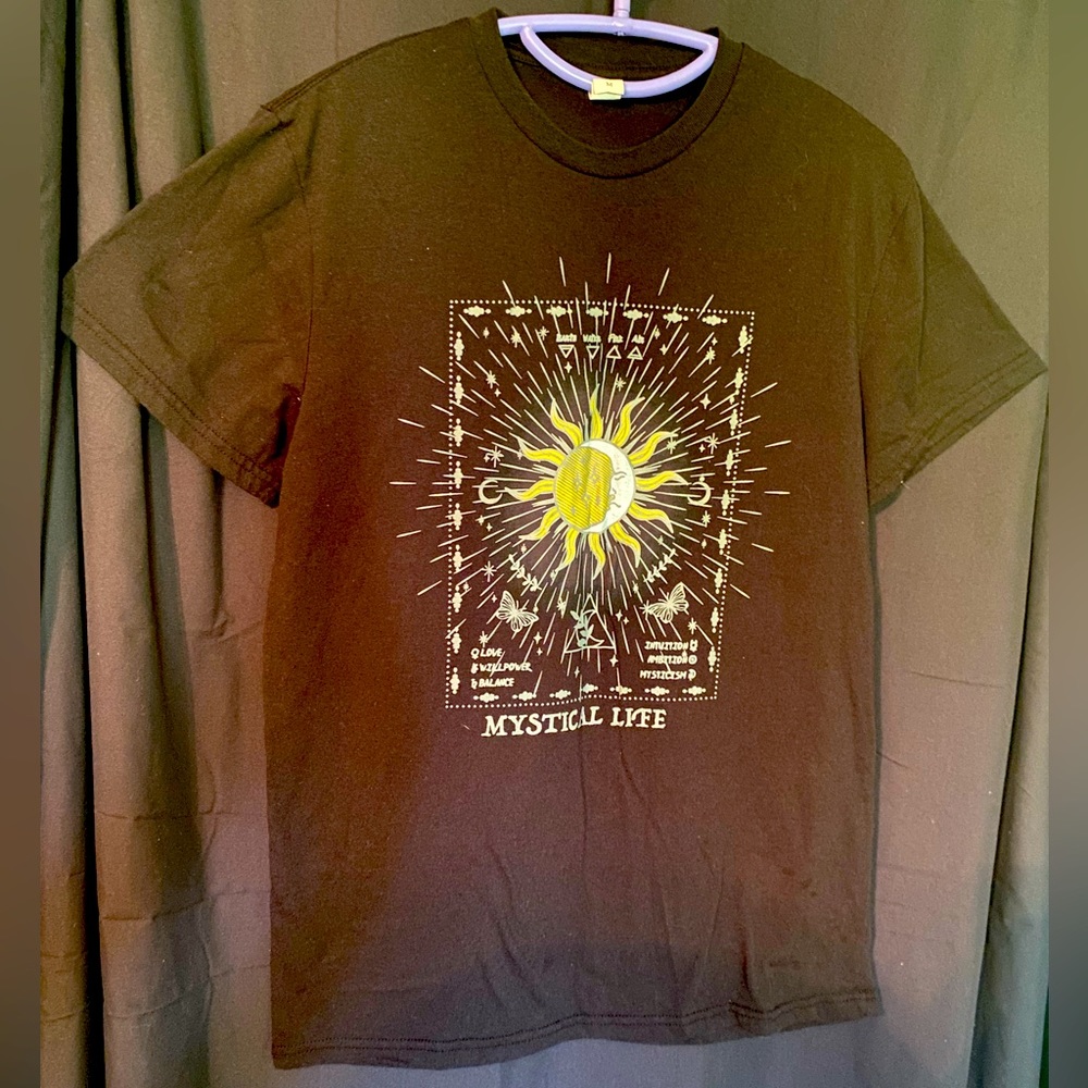 T shirt unbranded size Medium